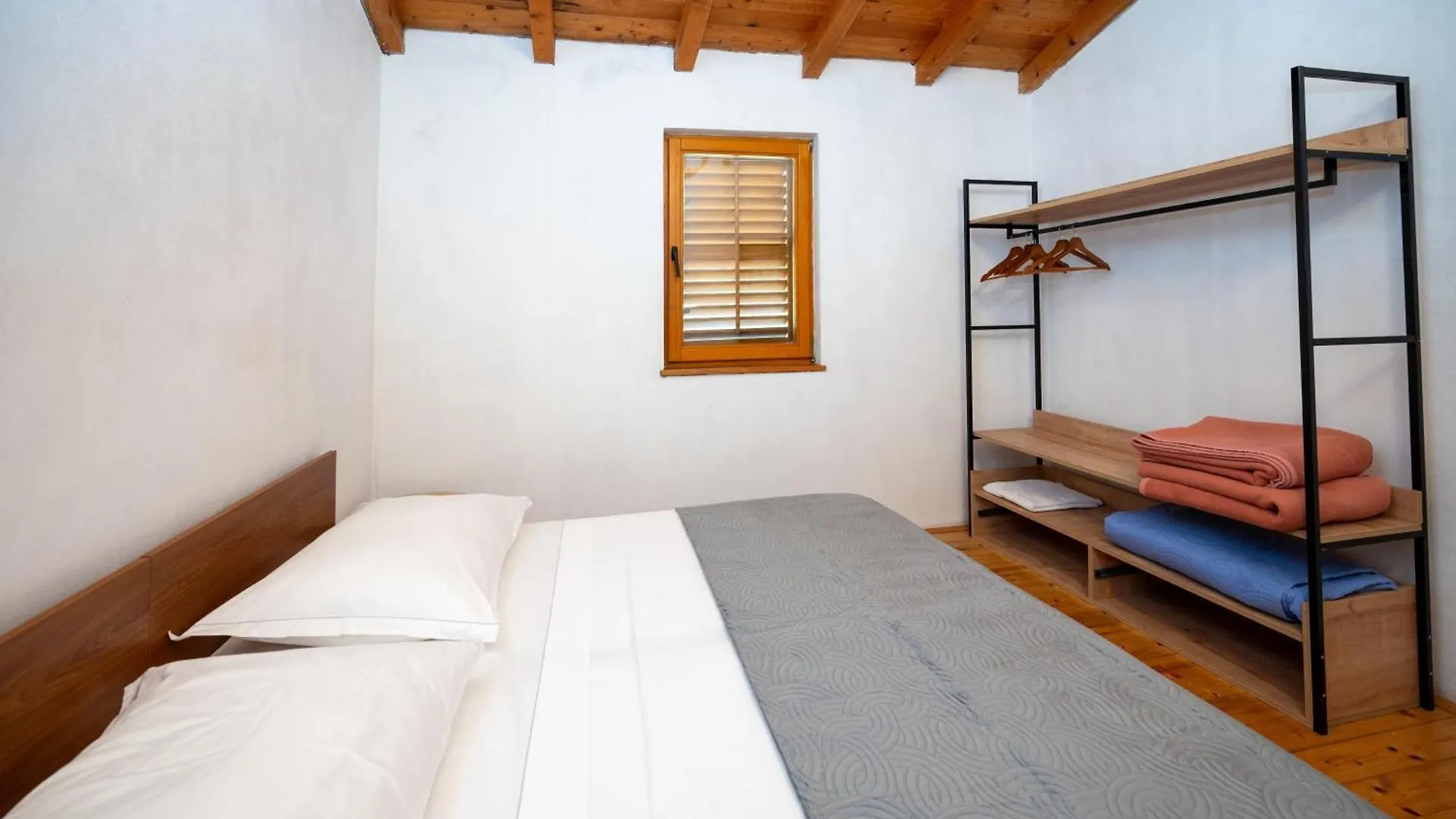 Holiday home Secluded Fisherman'S Cottage Cove Jaz - Telascica, Dugi Otok - 8143 Sali